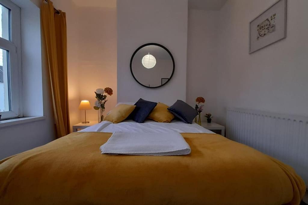 קארדיף Spacious 4 Bedroom, Free Netflix, Central Location מראה חיצוני תמונה