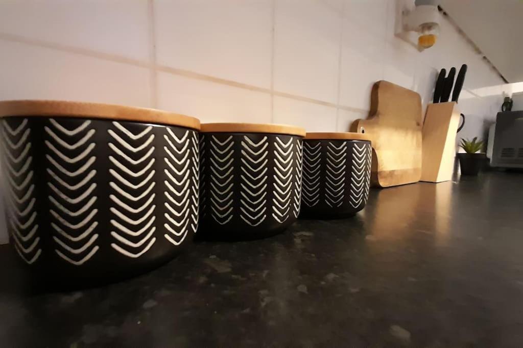 קארדיף Spacious 4 Bedroom, Free Netflix, Central Location מראה חיצוני תמונה